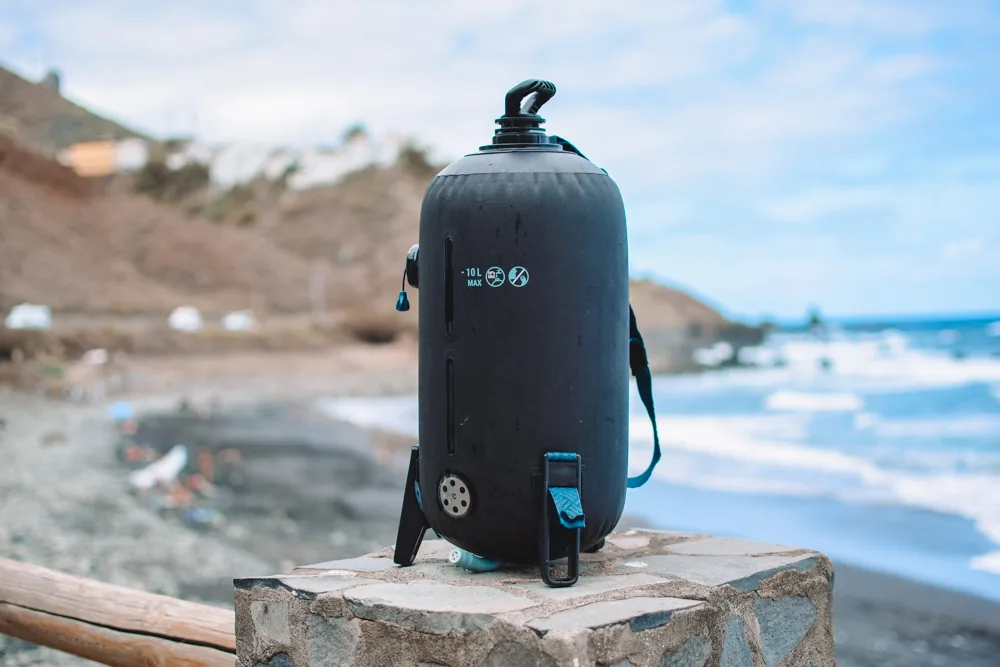 Our 10-litre portable pressure shower for surfing